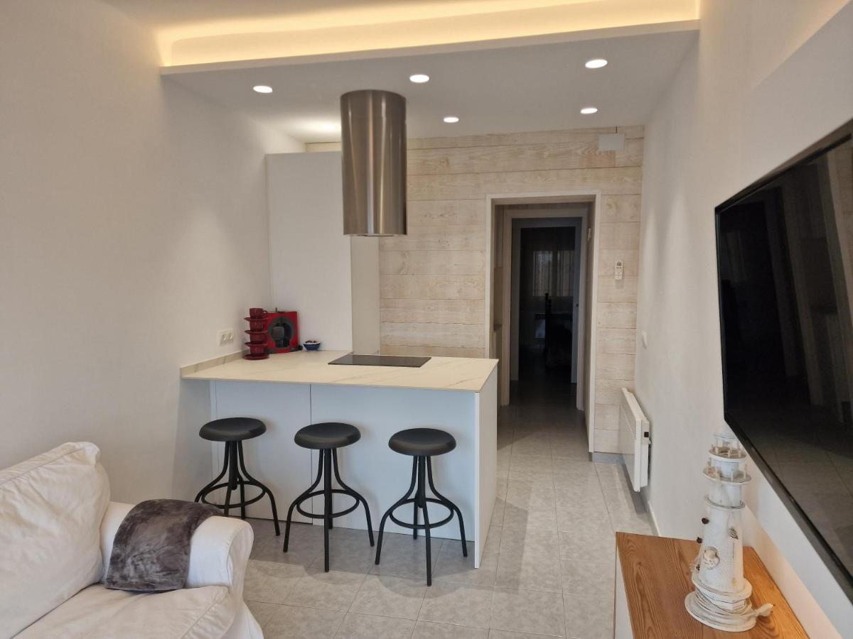 Primera Linea Sant Antoni 칼론제 외부 사진